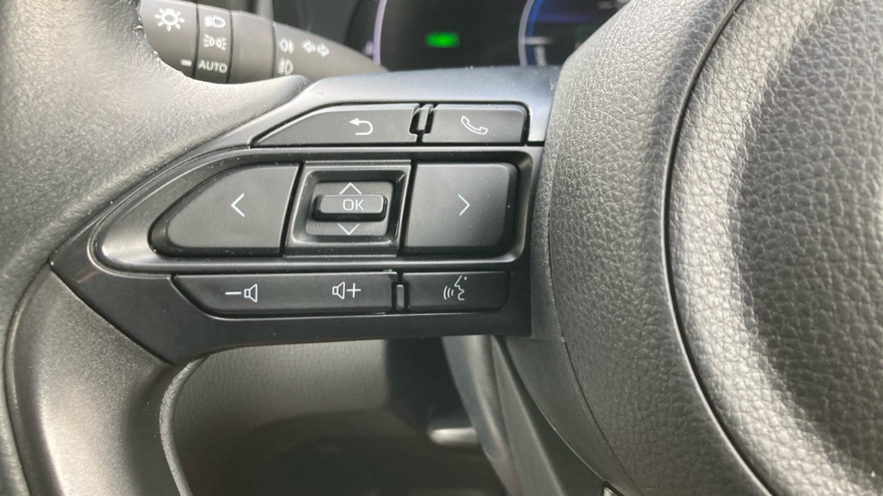 Toyota Yaris Cross 1.5 Hybrid Icon 5dr CVT Hybrid Estate - Image 37