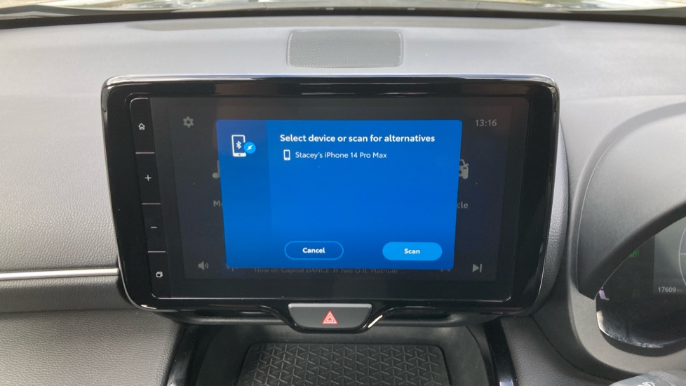 Toyota Yaris Cross 1.5 Hybrid Icon 5dr CVT Hybrid Estate - Image 43
