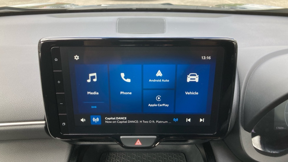 Toyota Yaris Cross 1.5 Hybrid Icon 5dr CVT Hybrid Estate - Image 45