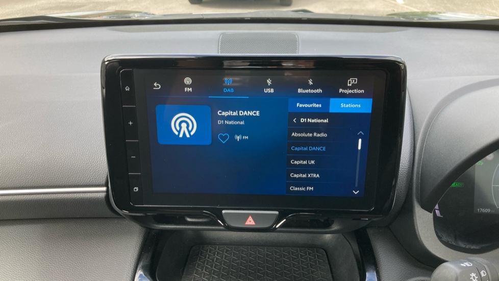 Toyota Yaris Cross 1.5 Hybrid Icon 5dr CVT Hybrid Estate - Image 46