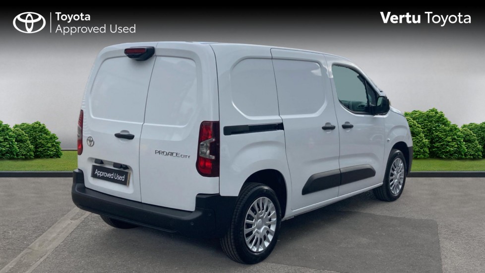 Toyota Proace City L1 Diesel 1.5D 100 Icon Van - Image 2