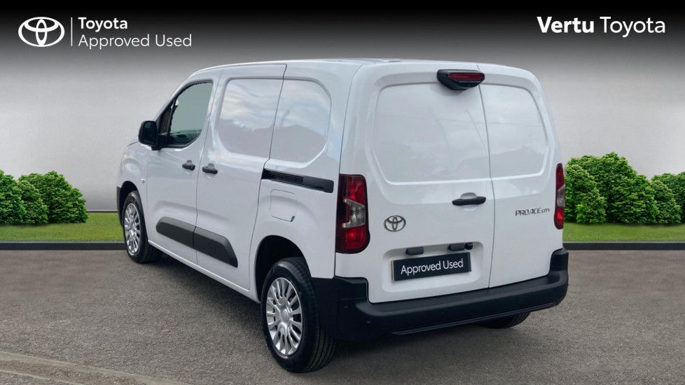 Toyota Proace City L1 Diesel 1.5D 100 Icon Van - Image 4