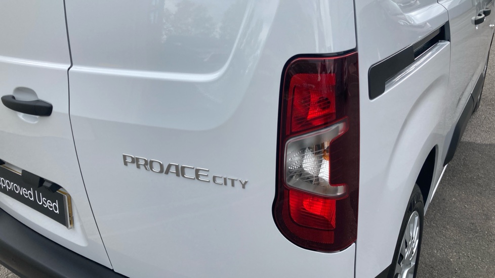 Toyota Proace City L1 Diesel 1.5D 100 Icon Van - Image 21