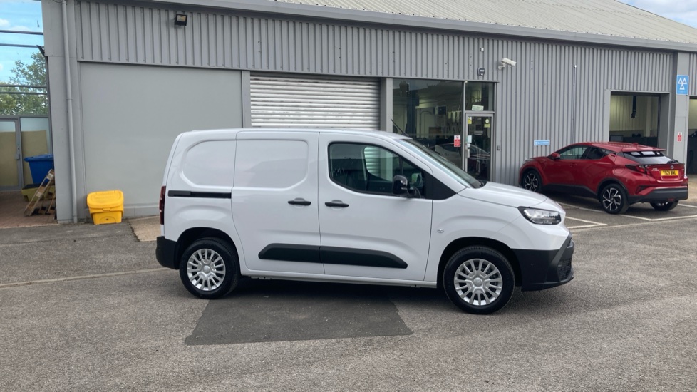 Toyota Proace City L1 Diesel 1.5D 100 Icon Van - Image 23