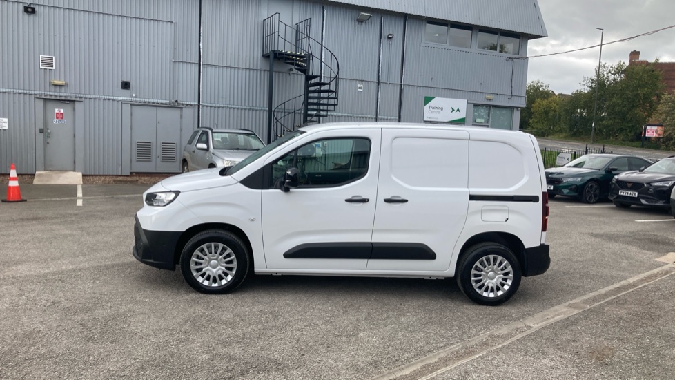 Toyota Proace City L1 Diesel 1.5D 100 Icon Van - Image 24