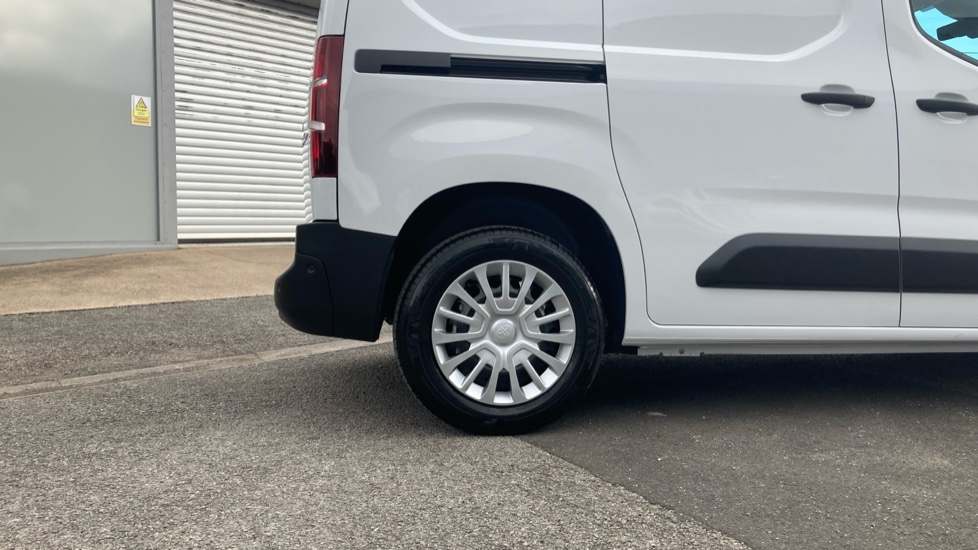 Toyota Proace City L1 Diesel 1.5D 100 Icon Van - Image 25