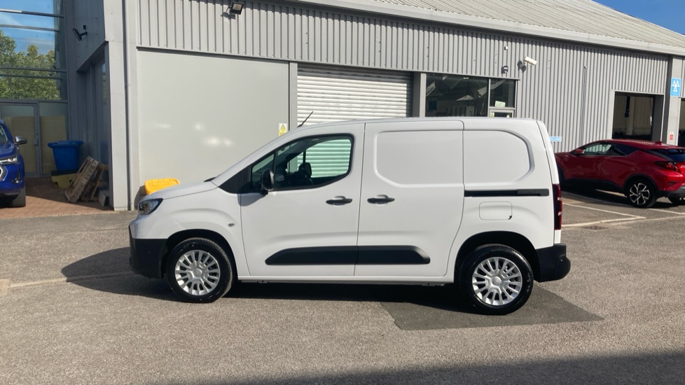 Toyota Proace City L1 Diesel 1.5D 100 Icon Van - Image 24