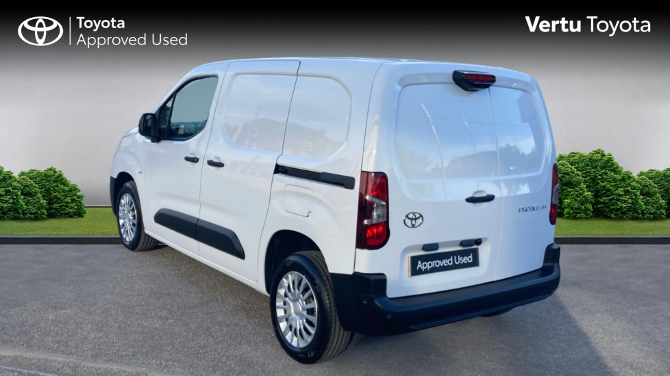 Toyota Proace City L1 Diesel 1.5D 100 Icon Van - Image 4