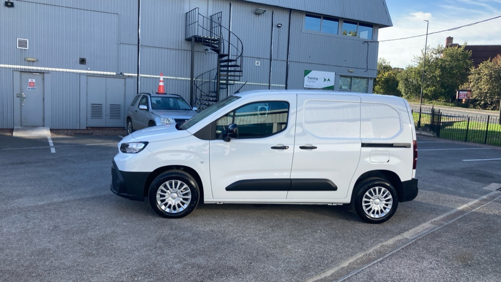 Toyota Proace City L1 Diesel 1.5D 100 Icon Van - Image 24