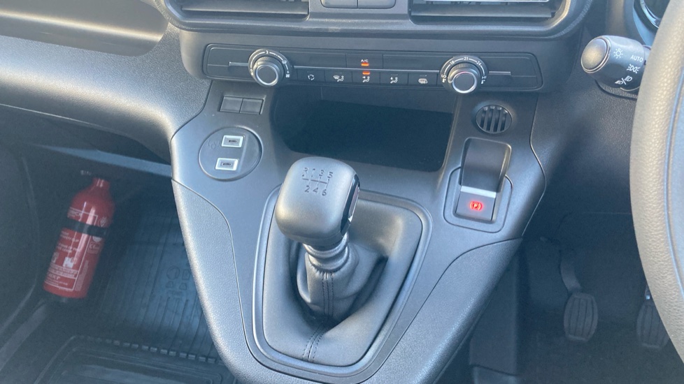 Toyota Proace City L1 Diesel 1.5D 100 Icon Van - Image 28