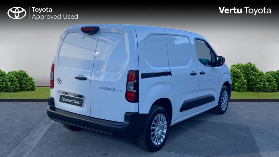 Toyota Proace City L1 Diesel 1.5D 100 Icon Van - Image 2
