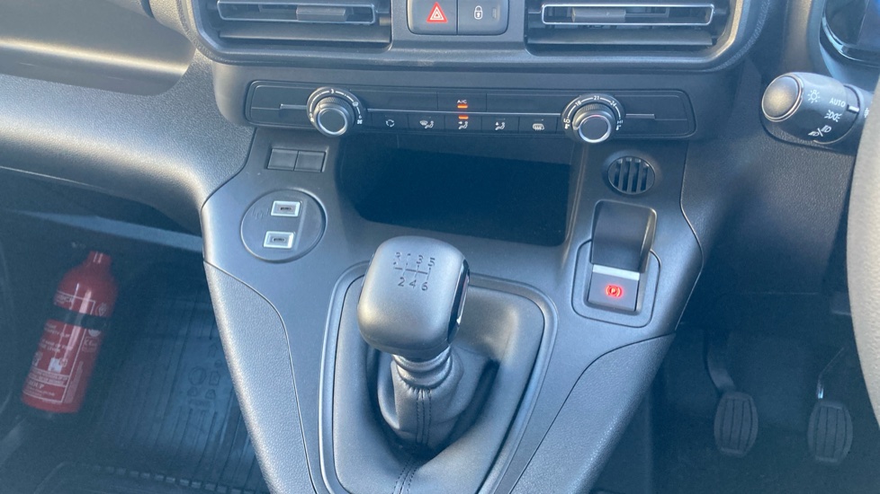 Toyota Proace City L1 Diesel 1.5D 100 Icon Van - Image 16