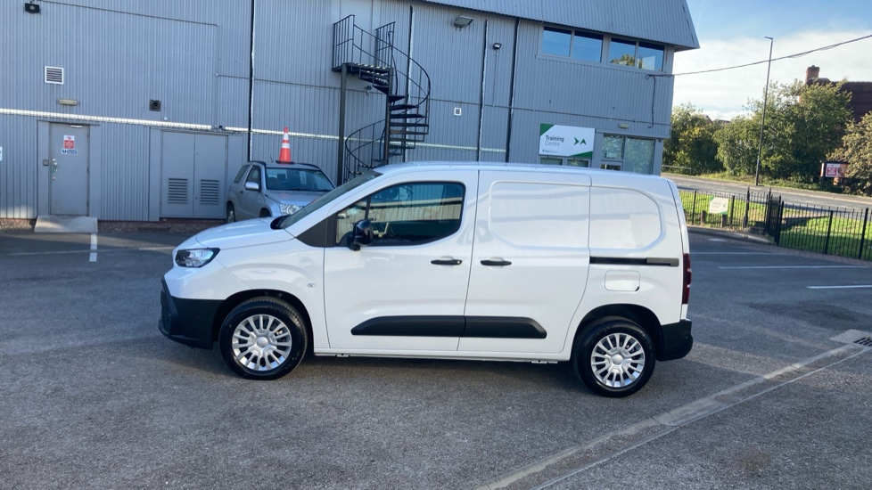 Toyota Proace City L1 Diesel 1.5D 100 Icon Van - Image 24