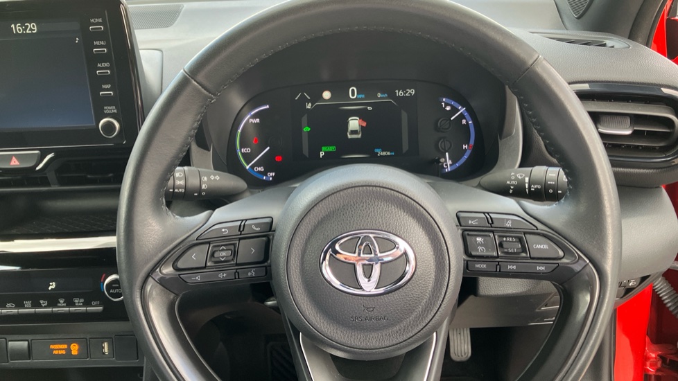 Toyota Yaris Cross 1.5 Hybrid Design 5dr CVT Hybrid Estate - Image 10