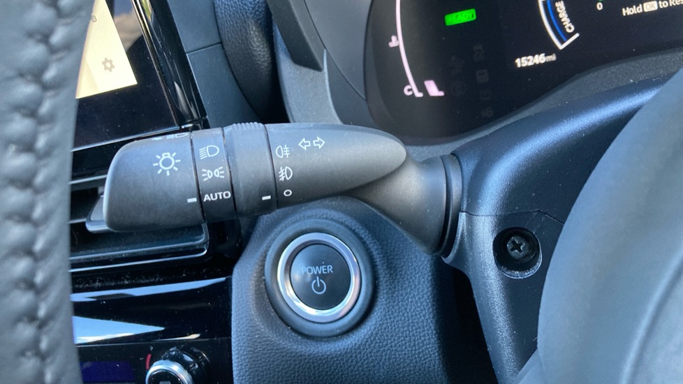 Toyota Yaris Cross 1.5 Hybrid Design 5dr CVT Hybrid Estate - Image 31
