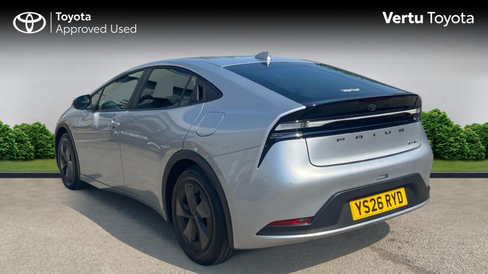 Toyota Prius 2.0 PHEV Design 5dr CVT Hatchback - Image 4