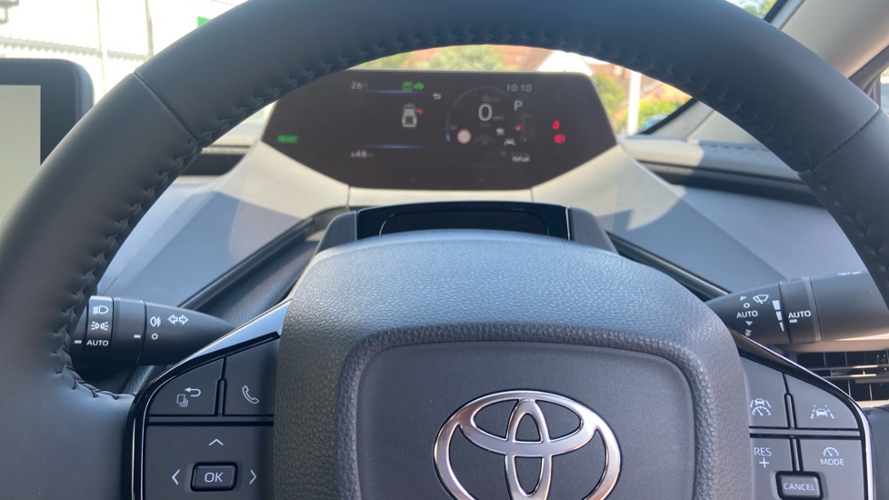Toyota Prius 2.0 PHEV Design 5dr CVT Hatchback - Image 11