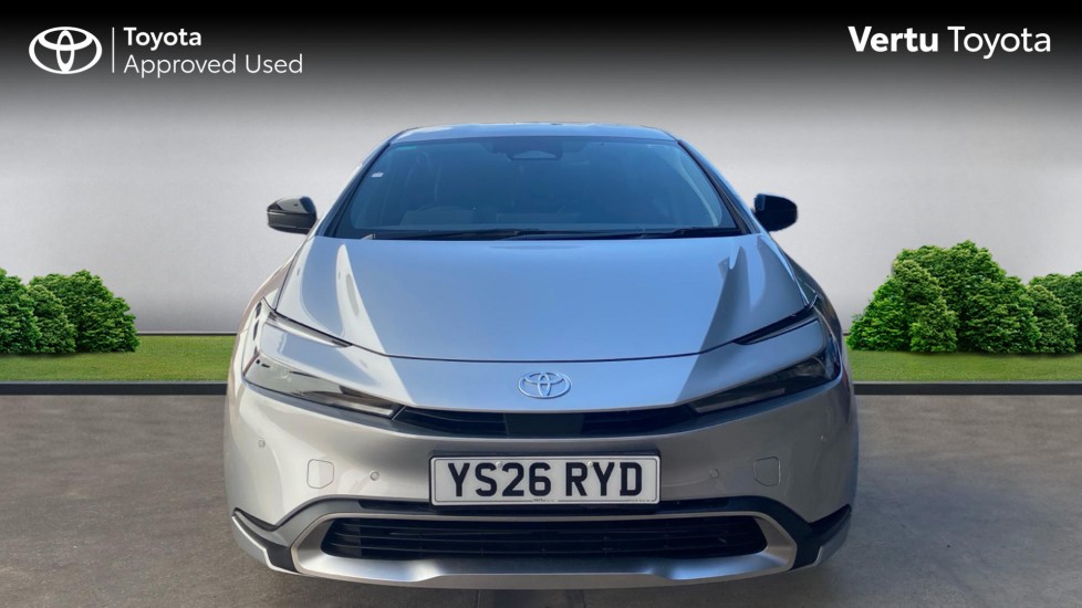 Toyota Prius 2.0 PHEV Design 5dr CVT Hatchback - Image 22