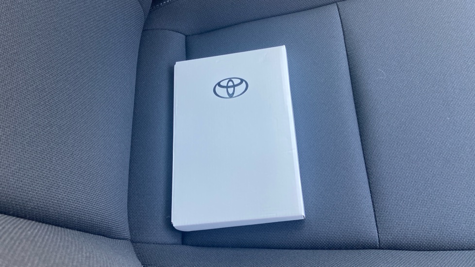 Toyota Prius 2.0 PHEV Design 5dr CVT Hatchback - Image 27