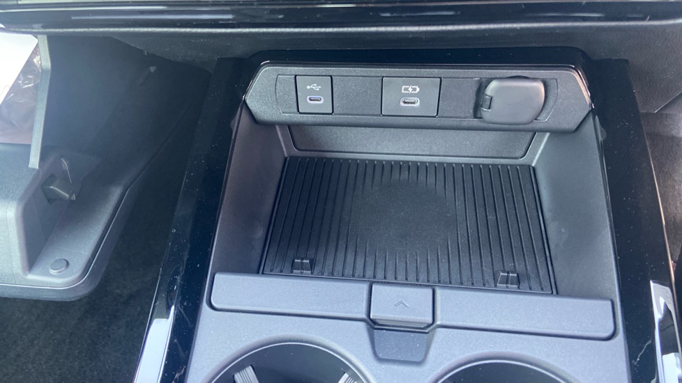 Toyota Prius 2.0 PHEV Design 5dr CVT Hatchback - Image 32