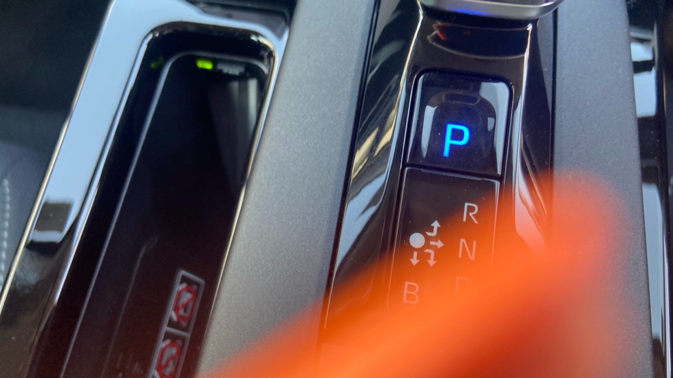 Toyota Prius 2.0 PHEV Design 5dr CVT Hatchback - Image 35