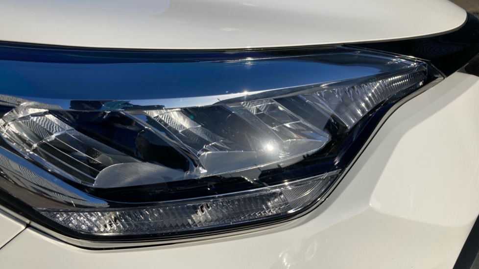 Toyota C-HR 1.8 Hybrid Design 5dr CVT Hybrid Hatchback - Image 20