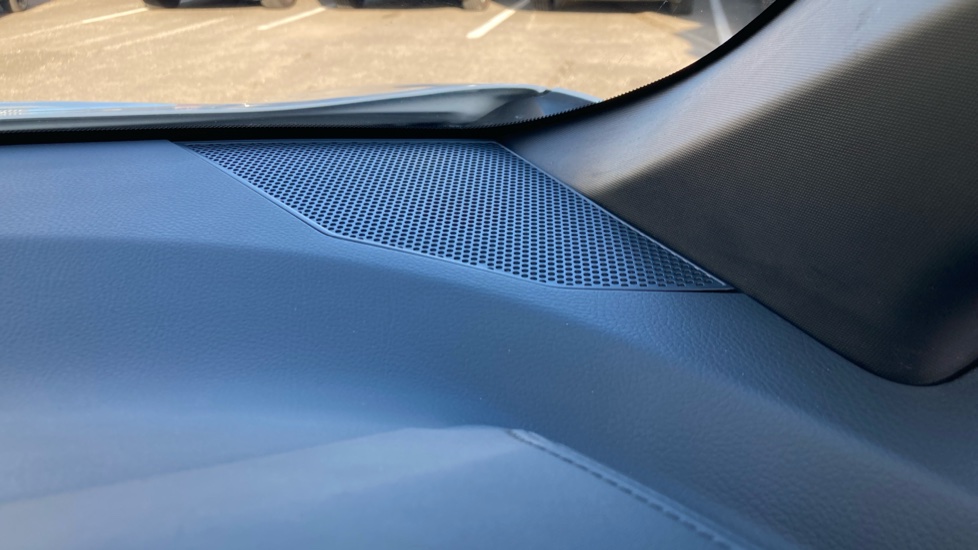 Toyota C-HR 1.8 Hybrid Design 5dr CVT Hybrid Hatchback - Image 36