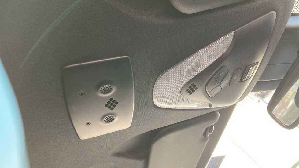 Toyota C-HR 1.8 Hybrid Design 5dr CVT Hybrid Hatchback - Image 39