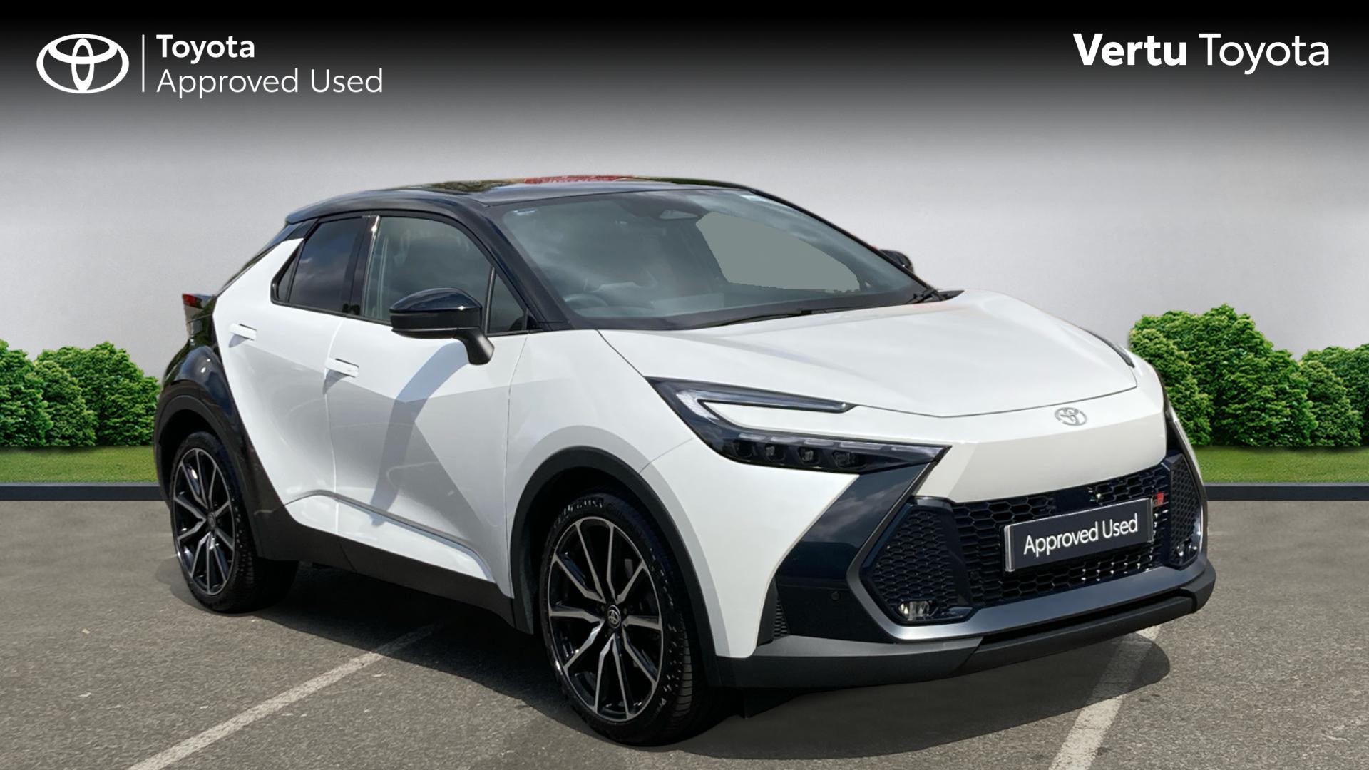 Toyota C-HR listing photo