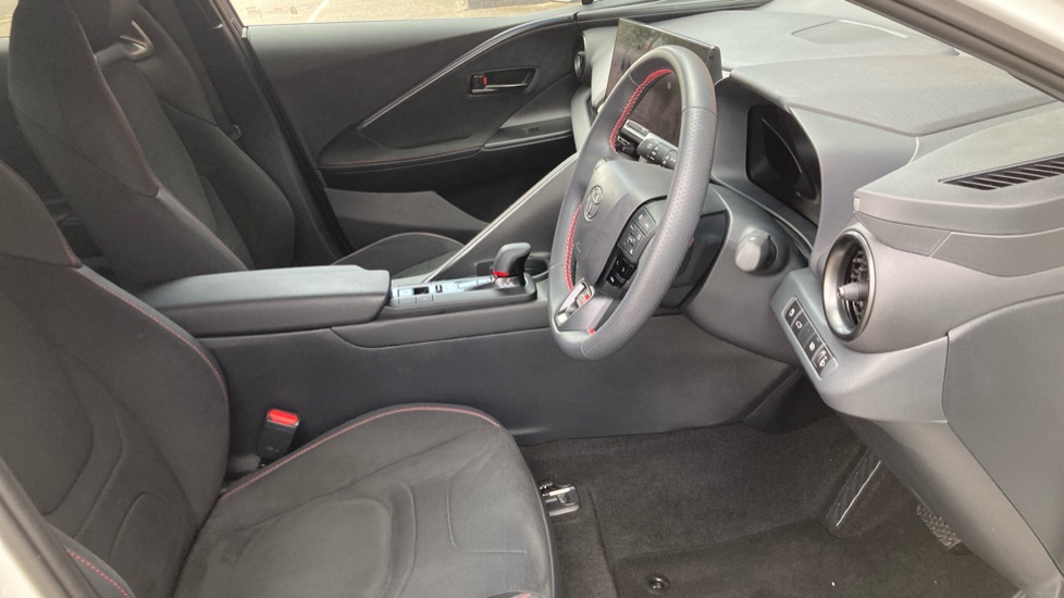 Toyota C-HR 2.0 Hybrid GR Sport 5dr CVT Hybrid Hatchback - Image 12