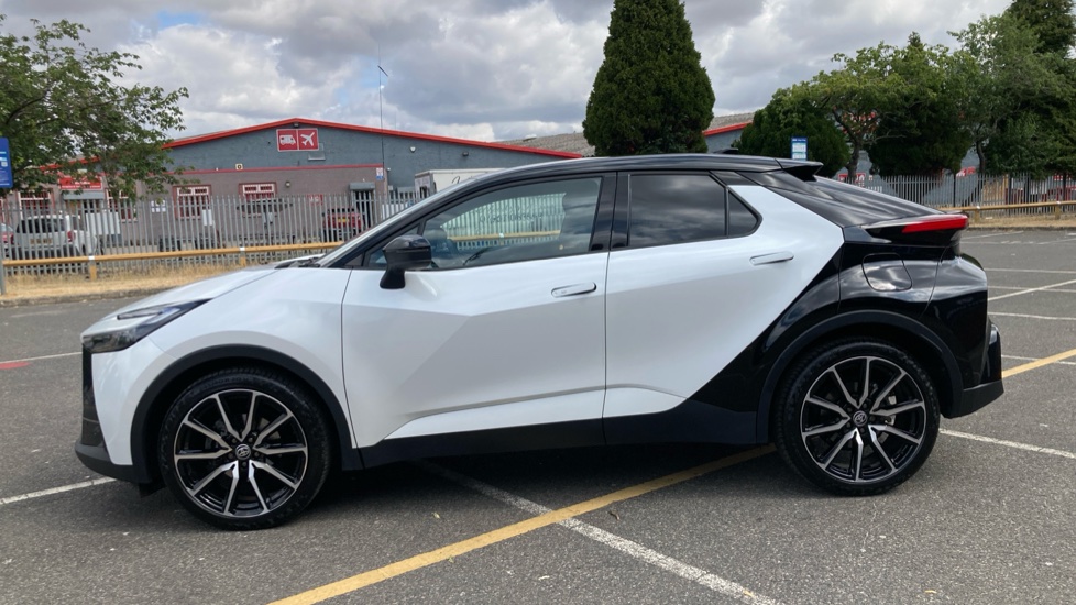 Toyota C-HR 2.0 Hybrid GR Sport 5dr CVT Hybrid Hatchback - Image 24