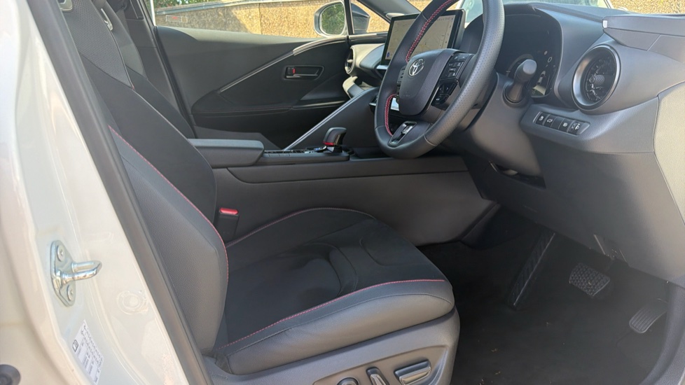 Toyota C-HR 2.0 Hybrid GR Sport 5dr CVT Hybrid Hatchback - Image 12