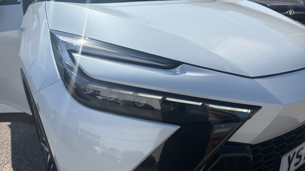 Toyota C-HR 2.0 Hybrid GR Sport 5dr CVT Hybrid Hatchback - Image 20