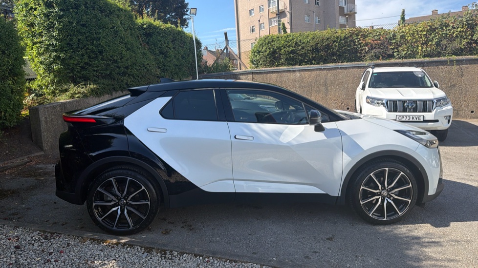 Toyota C-HR 2.0 Hybrid GR Sport 5dr CVT Hybrid Hatchback - Image 23