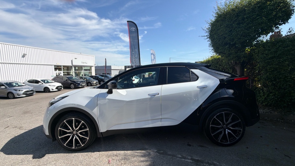 Toyota C-HR 2.0 Hybrid GR Sport 5dr CVT Hybrid Hatchback - Image 24