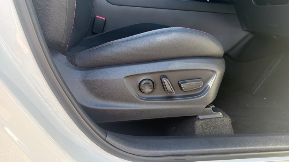 Toyota C-HR 2.0 Hybrid GR Sport 5dr CVT Hybrid Hatchback - Image 30