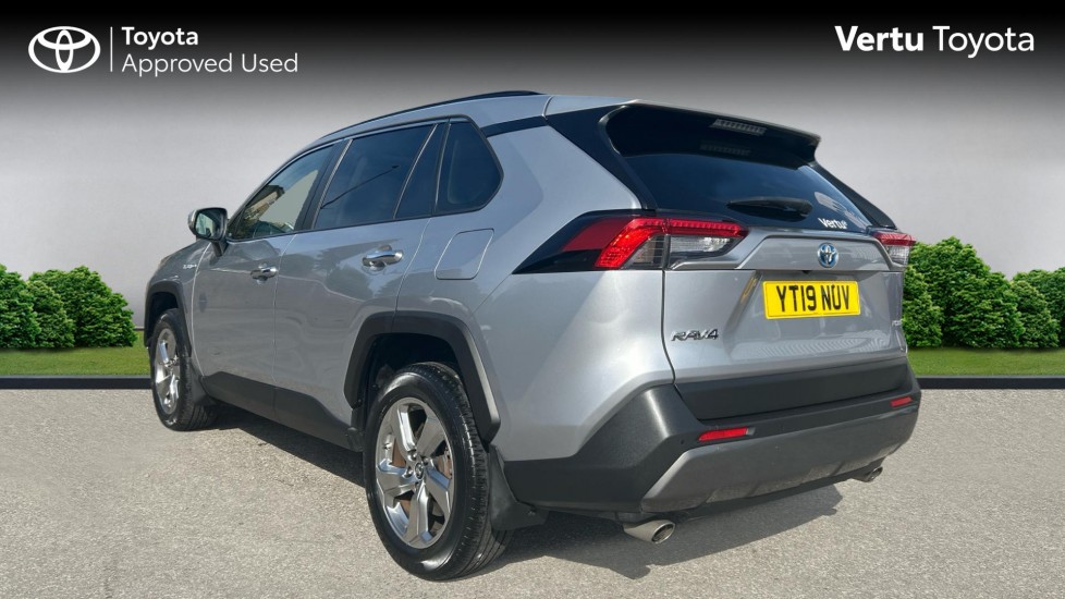 Toyota RAV4 2.5 VVT-i Hybrid Excel 5dr CVT Hybrid Estate - Image 4
