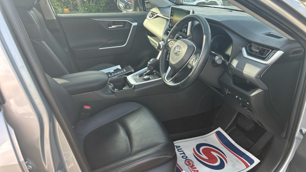 Toyota RAV4 2.5 VVT-i Hybrid Excel 5dr CVT Hybrid Estate - Image 12