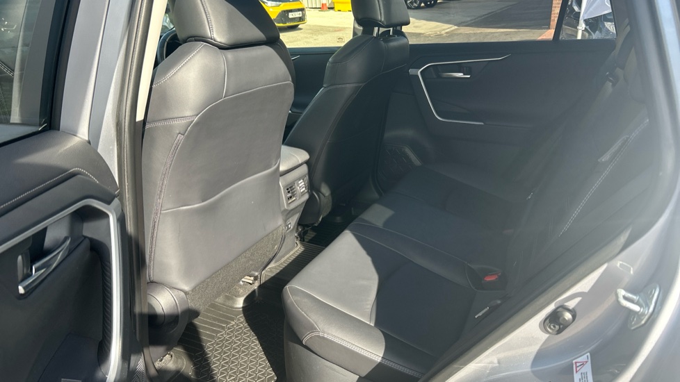 Toyota RAV4 2.5 VVT-i Hybrid Excel 5dr CVT Hybrid Estate - Image 15