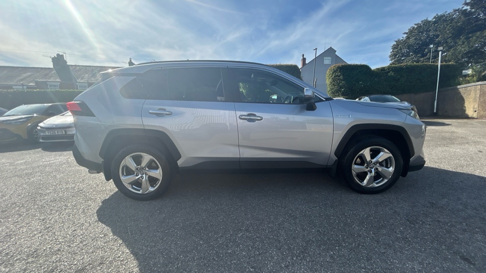 Toyota RAV4 2.5 VVT-i Hybrid Excel 5dr CVT Hybrid Estate - Image 23
