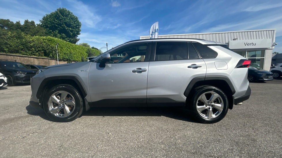 Toyota RAV4 2.5 VVT-i Hybrid Excel 5dr CVT Hybrid Estate - Image 24