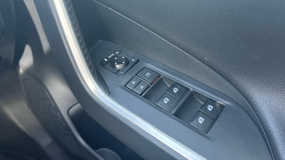 Toyota RAV4 2.5 VVT-i Hybrid Excel 5dr CVT Hybrid Estate - Image 33
