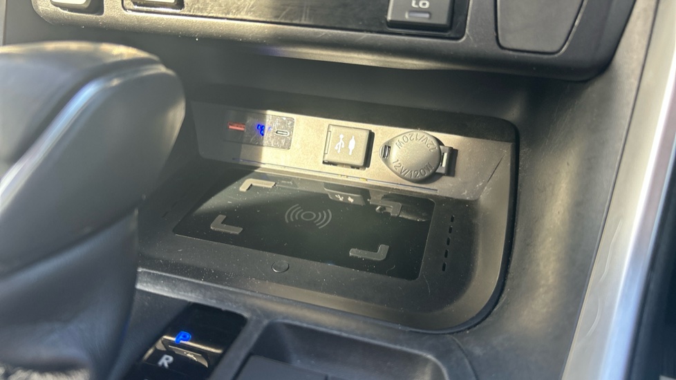 Toyota RAV4 2.5 VVT-i Hybrid Excel 5dr CVT Hybrid Estate - Image 36