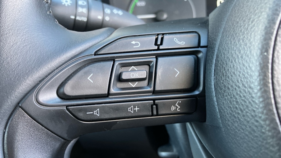 Toyota Yaris 1.5 Hybrid Icon 5dr CVT Hybrid Hatchback - Image 36