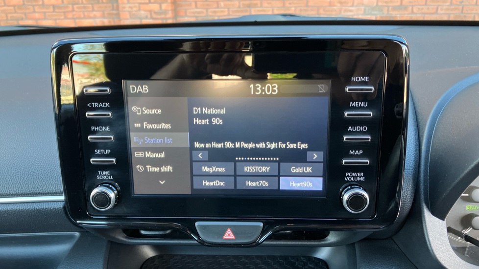 Toyota Yaris 1.5 Hybrid Icon 5dr CVT Hybrid Hatchback - Image 45