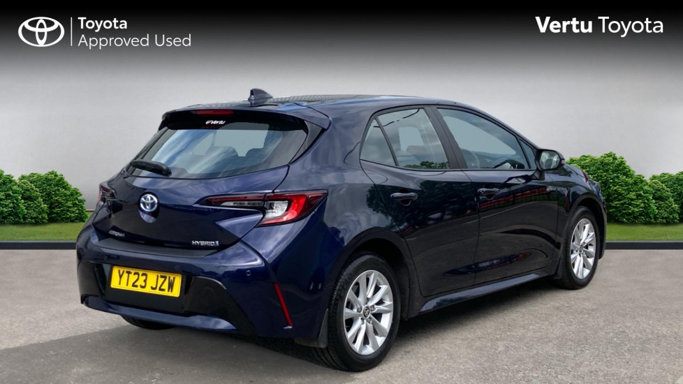 Toyota Corolla 1.8 Hybrid Icon 5dr CVT Hybrid Hatchback - Image 2