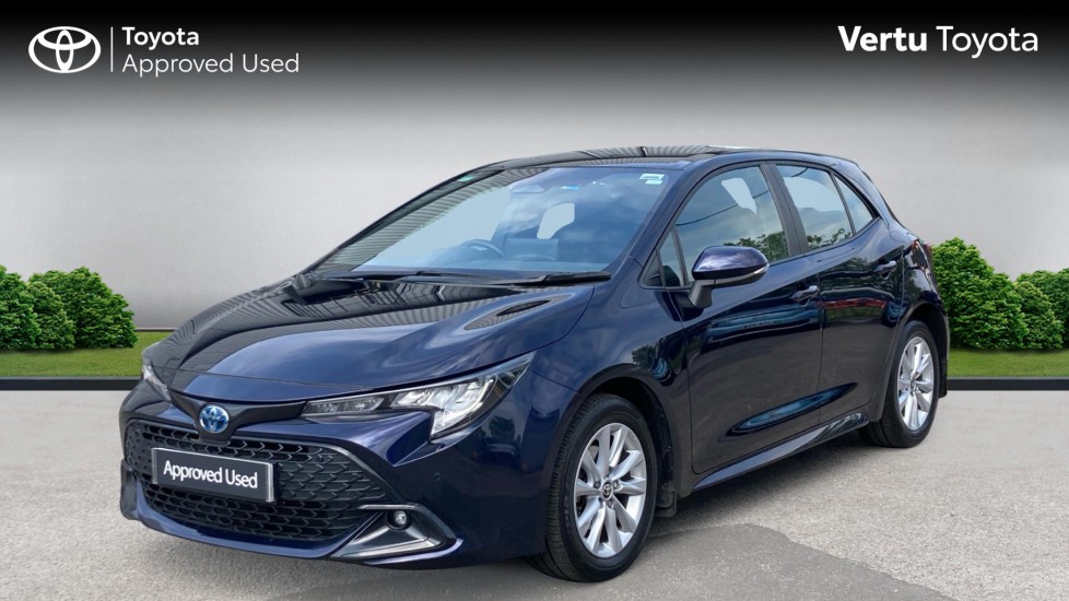 Toyota Corolla 1.8 Hybrid Icon 5dr CVT Hybrid Hatchback - Image 3