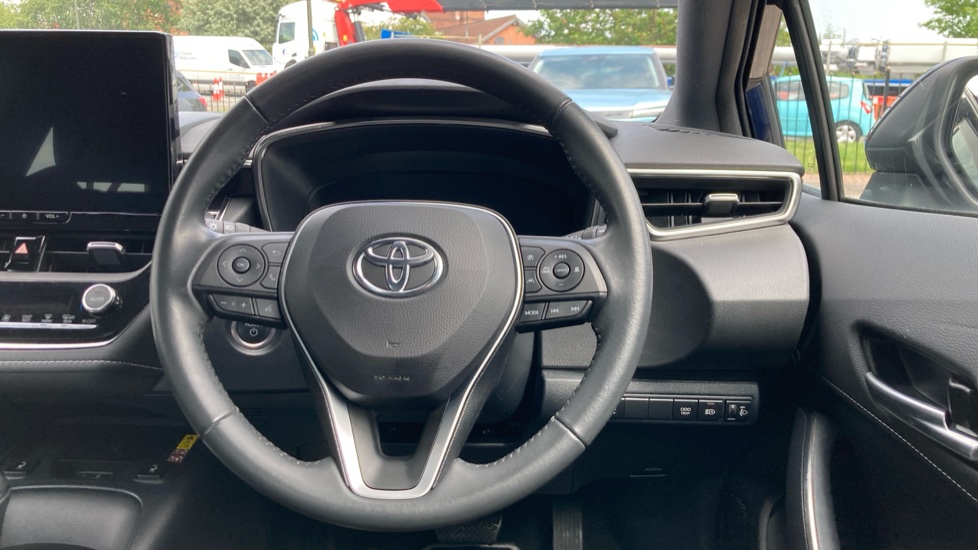 Toyota Corolla 1.8 Hybrid Icon 5dr CVT Hybrid Hatchback - Image 10