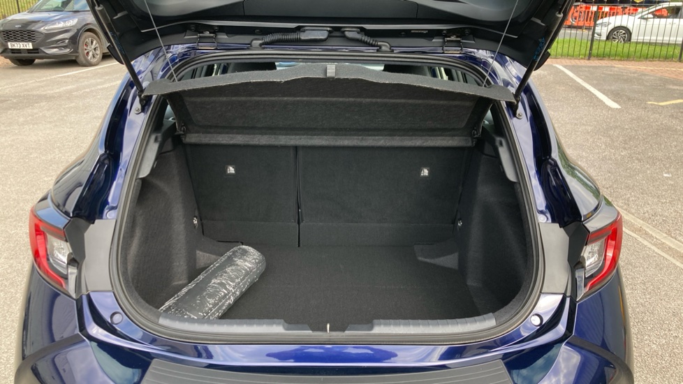 Toyota Corolla 1.8 Hybrid Icon 5dr CVT Hybrid Hatchback - Image 13