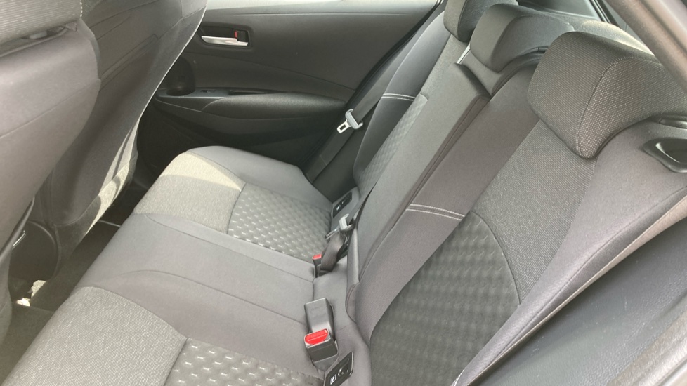 Toyota Corolla 1.8 Hybrid Icon 5dr CVT Hybrid Hatchback - Image 15